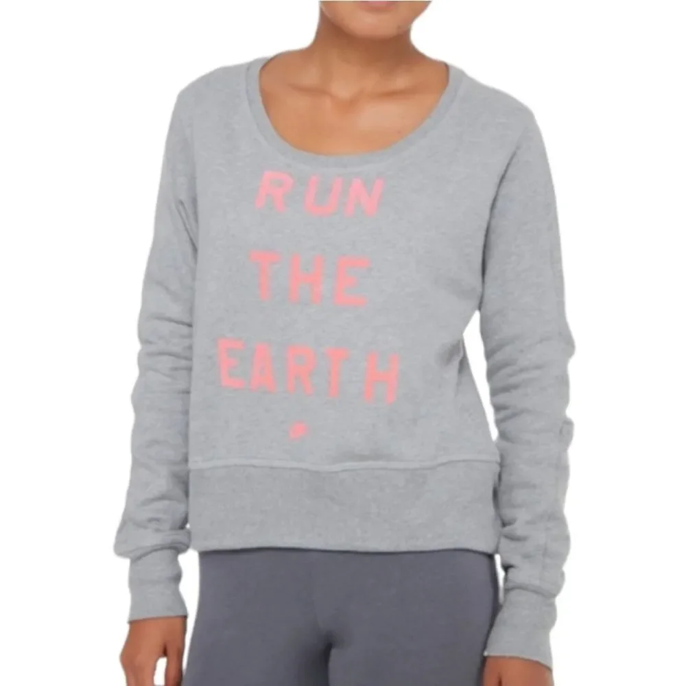 NIKE Run the Earth Gray Sweatshirt XL